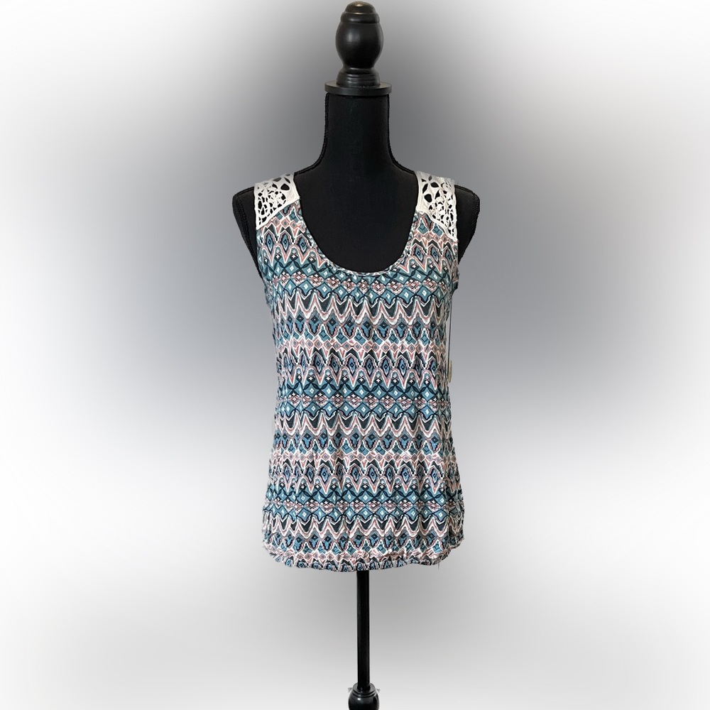 Mudd Tank Top Blouse with Lace Detailing, Size L.